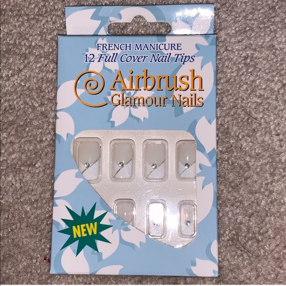 Accessories - NEW fake nails!